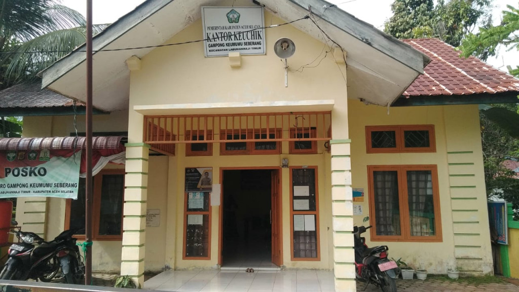 Kantor Keuchik Gampong Keumumu Seberang